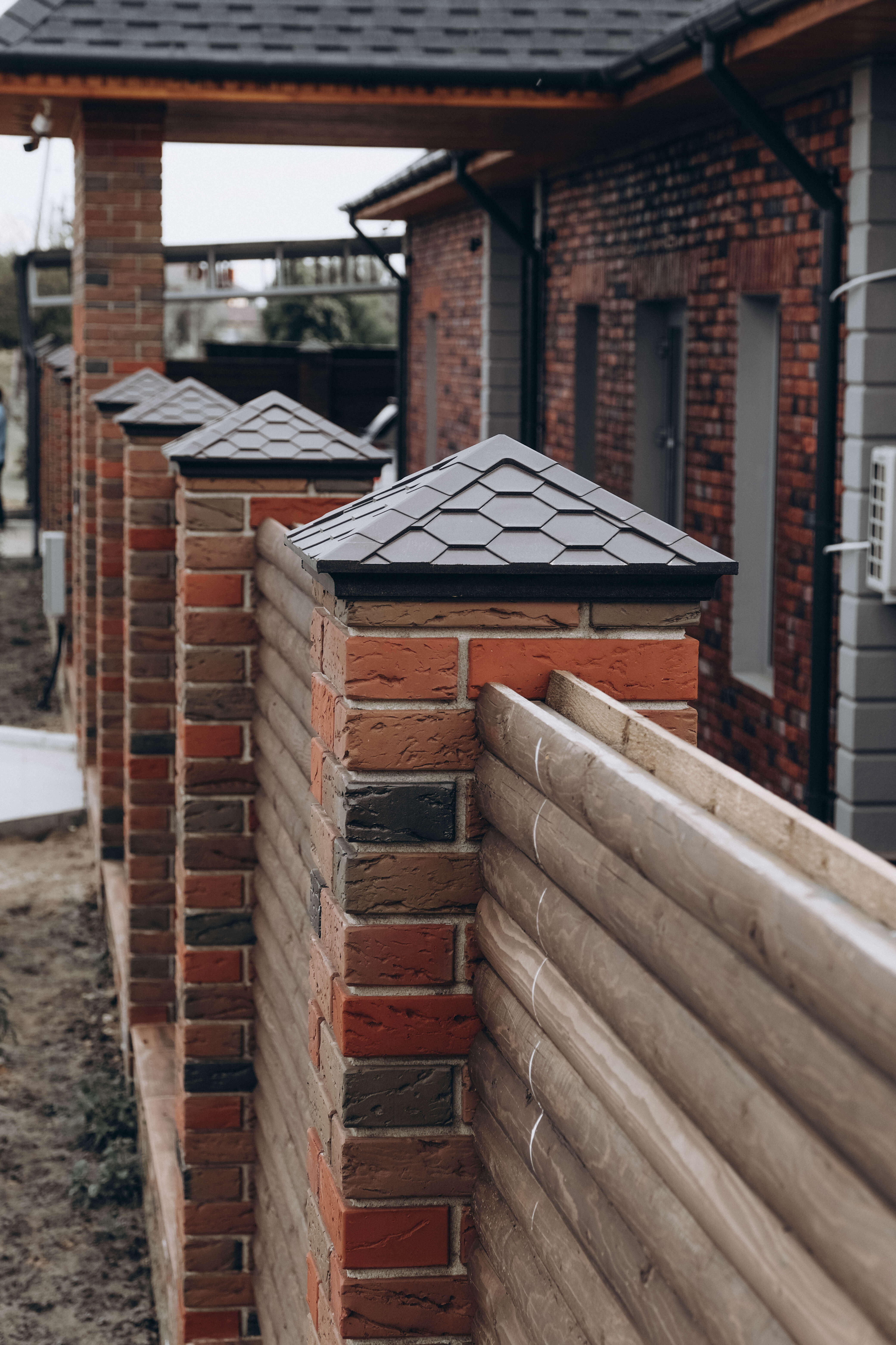 Колпак Zking Эверест Коричневый на столб 1.5х1.5 кирпича (390х390мм) в Петропавловске-Камчатском фото