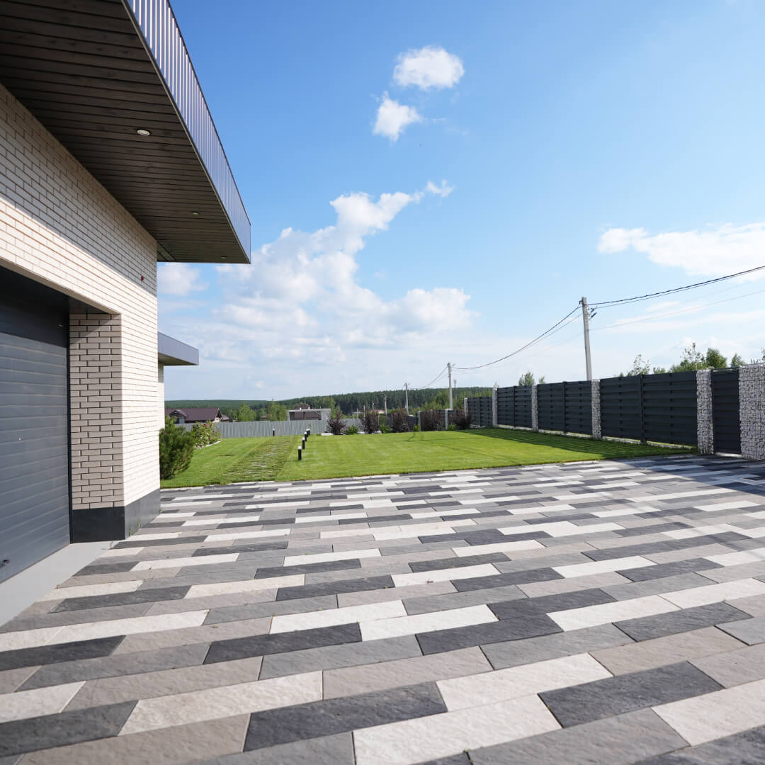 Шаговая плита STONE Светлая Галька 990х330х55мм в Петропавловске-Камчатском фото